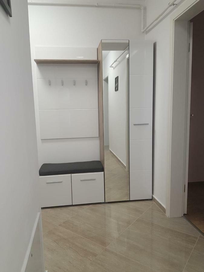 Apartament Monadin 3 Μπρασόβ Εξωτερικό φωτογραφία