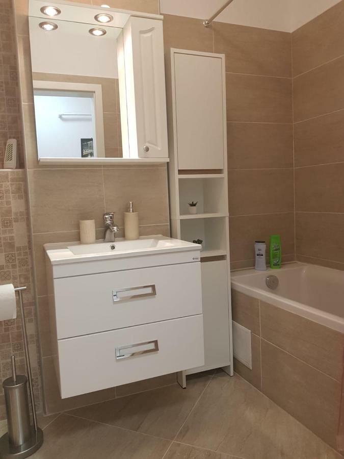 Apartament Monadin 3 Μπρασόβ Εξωτερικό φωτογραφία